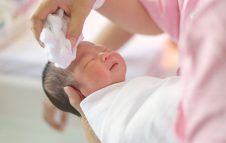 wish-your-newborn-came-with-a-manual - naura baby spa